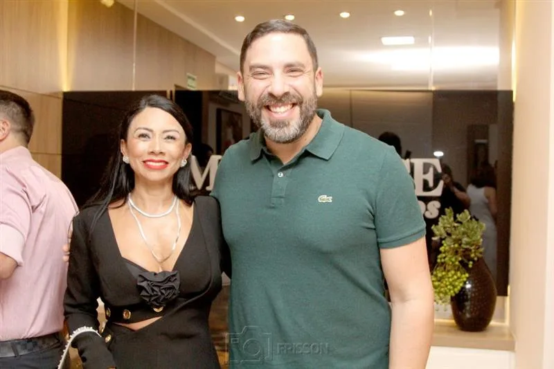 Ana Costa e Nagibi Acario
