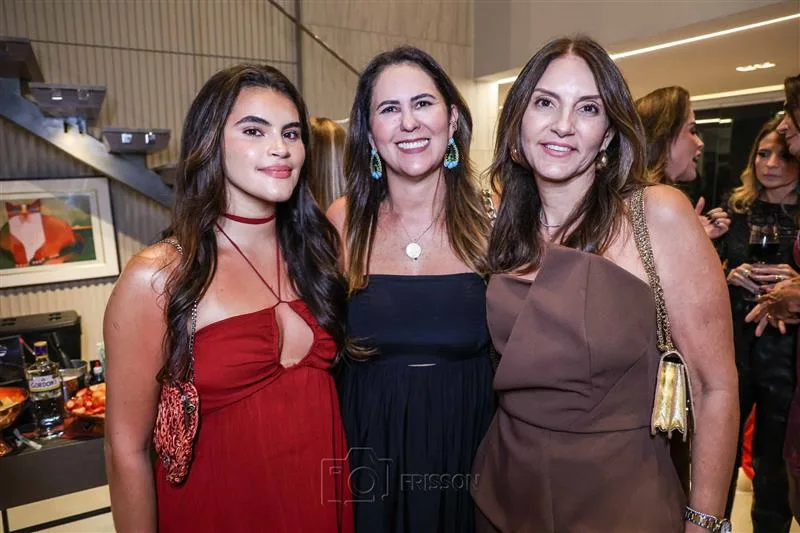 Ana Julia, Georgiana Sales e Raquel Aragão