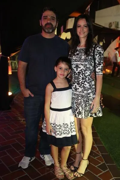 Adriano, Sofia e Bianca Camargo