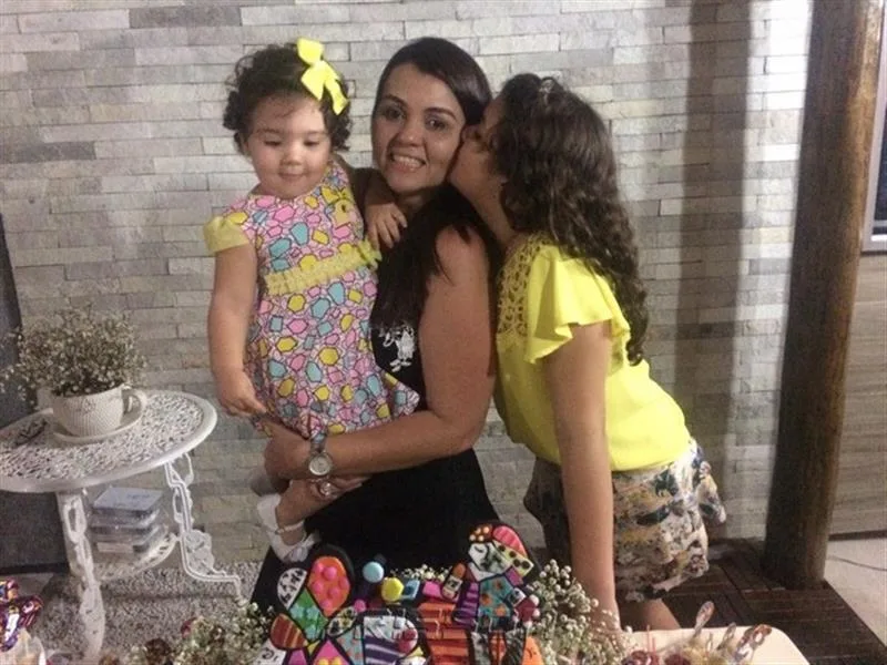 Jamile e filhas