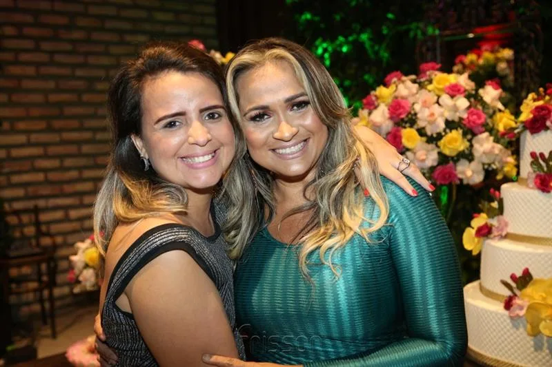 Alana Almeida e Drika Fernandes