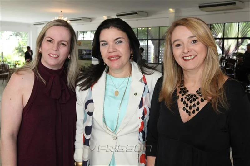 Cláudia Albuquerque, Ana Juaçaba e Helena Demes
