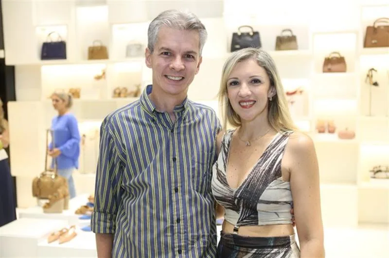 Cláudio Brito e Andressa Mendes