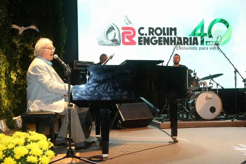 40 Anos C Rolim Engenharia