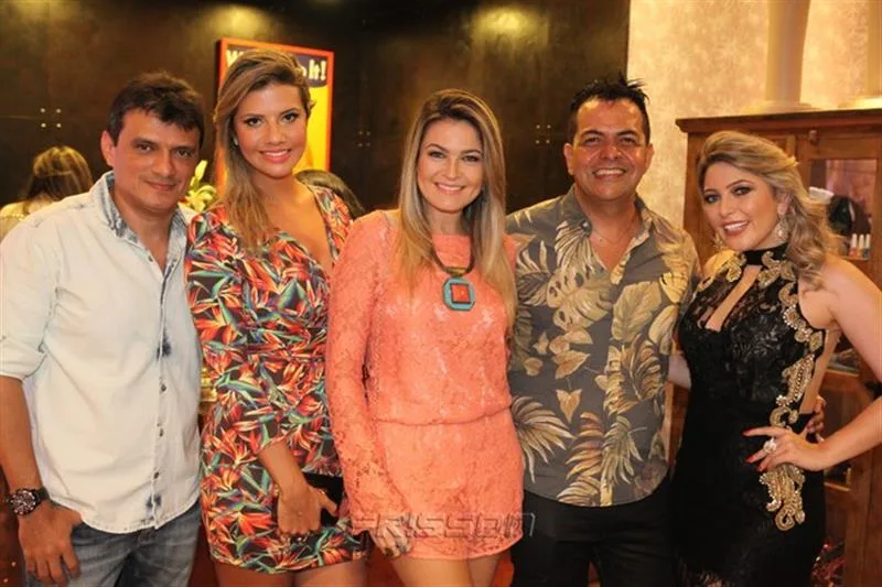 Adriano Mota, Anelisa Barreira, Juliana Miranda, Gilberto Pereira e Tatiane Rabelo