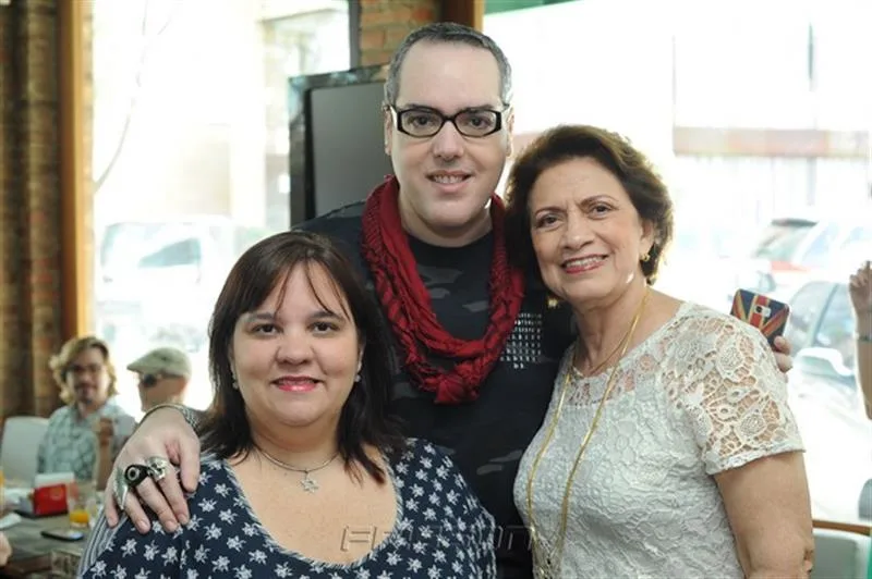 Claudia Cysne, Alysson Aragão e Sarah Bezerra