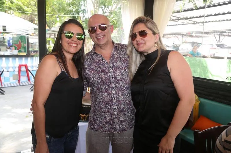 Bethy Pinheiro, Mannu e Vania Bastos