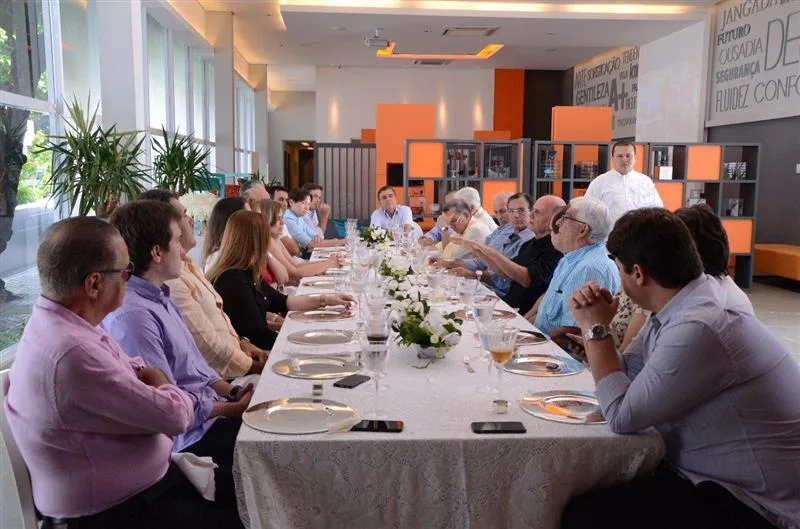 Almoço BS Design