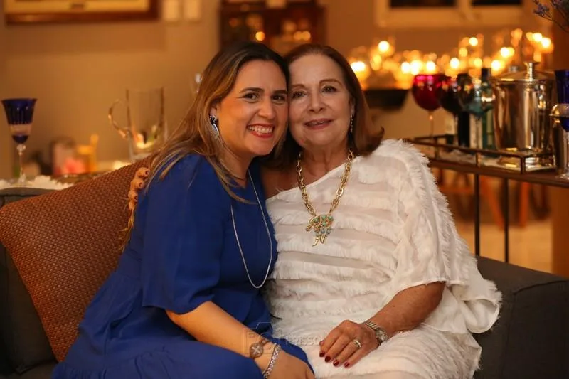 Ana Forte e Ester Jucá