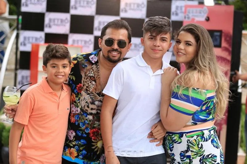 Enzo, Xand Avião, Adrian e Aguida