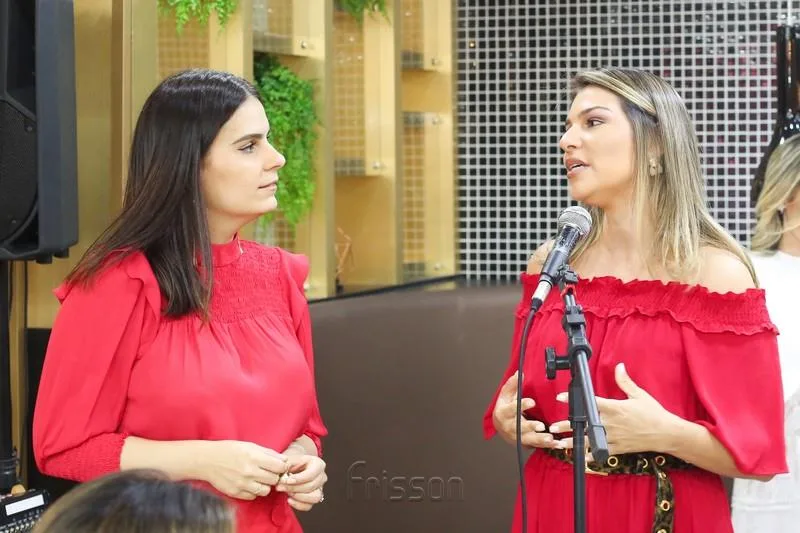 Batom com Negócios