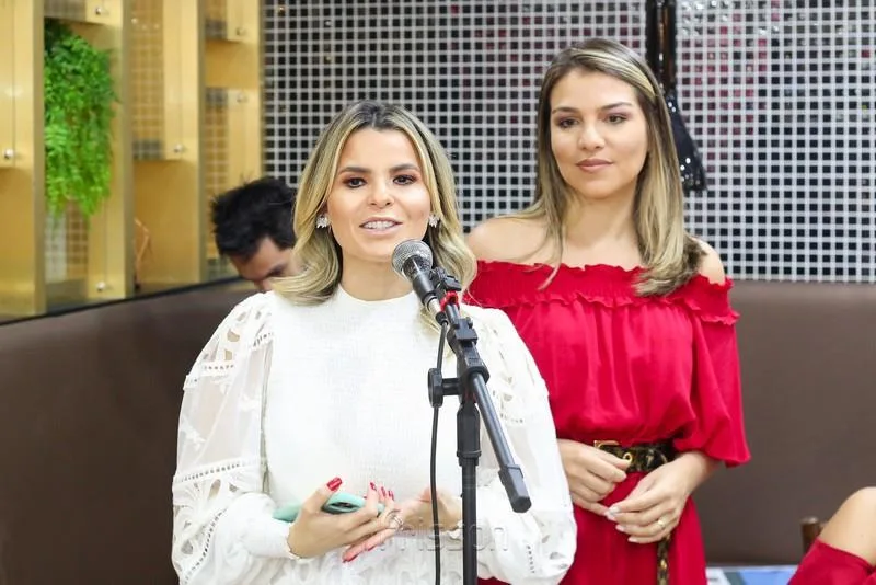 Batom com Negócios