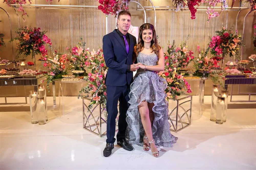 Andre Simon e Luana Noemy