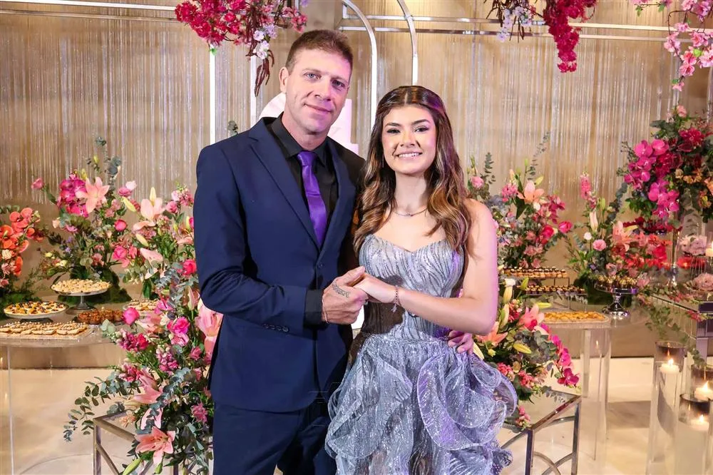 Andre Simon e Luana Noemy