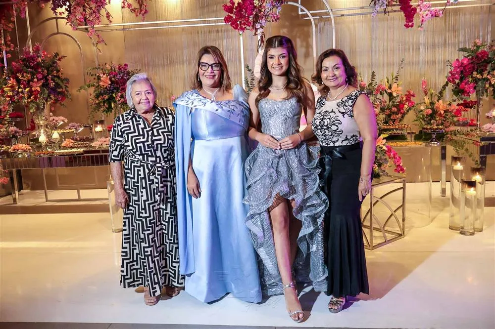 Aniversario Luana Noemy