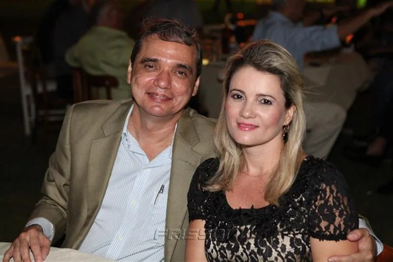 Crendeu e Nissia Ferreira