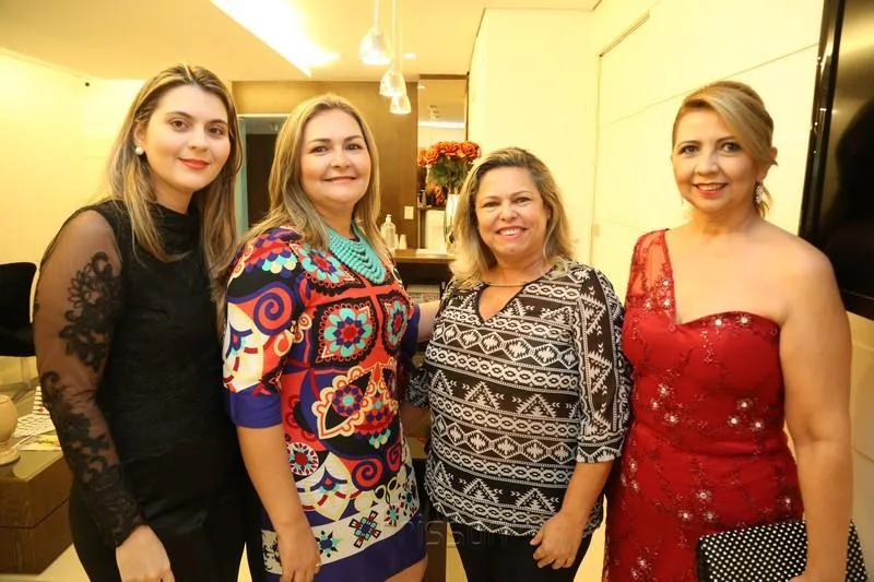 Ariane Sousa, Neusa Veloso, Márcia Holanda e Simone Guanabara