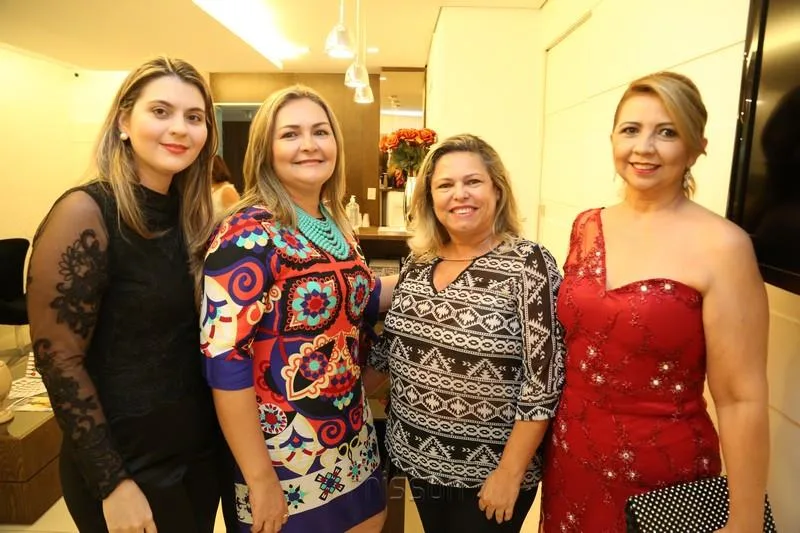 Ariane Sousa, Neusa Veloso, Márcia Holanda e Simone Guanabara