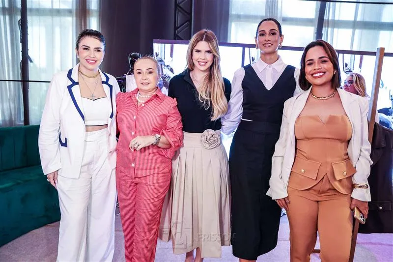 Ana Silvia Lima, Dore Nogueira, Raissa Quezado, Le Ribeiro e Rafaella Damata