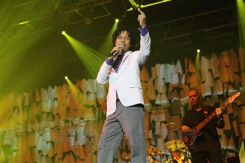 Show Djavan