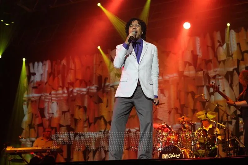 Show Djavan