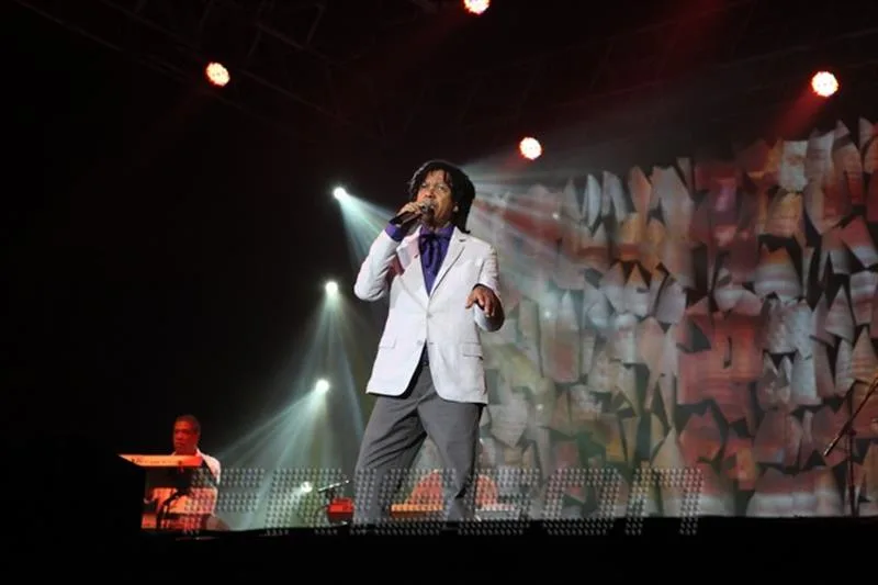 Show Djavan