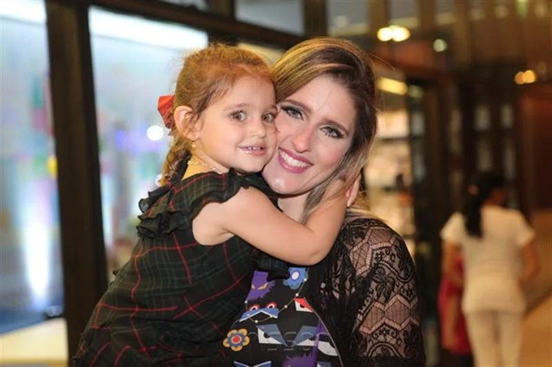 Atina e Rebeca Bastos