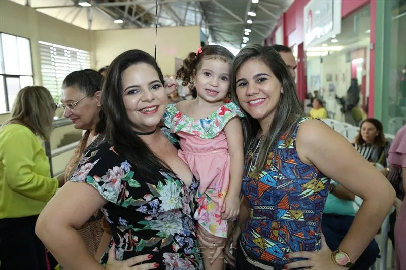 Alessandra Gomes, Tara de Cassia e Andressa Gomes