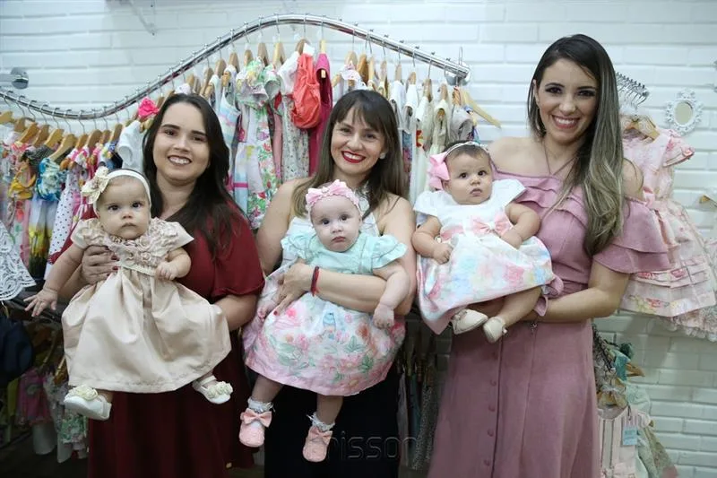 Ana, Maria Lucena, Giselle, Luma Cavalcante, Lara e Thays Magalhães