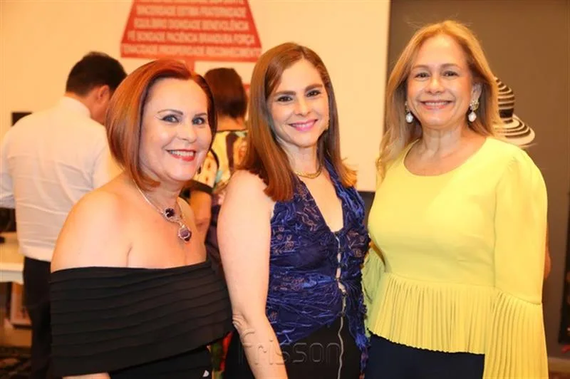 Aparecida Alencar, Karísia Sancho e Sarah Philomeno