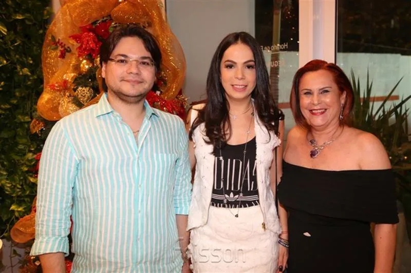Eglimar Pinto, Roberta Fontelles e Aparecida Alencar