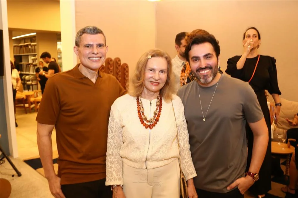 Abelardo e Fernando Targino com Renata Jereissati