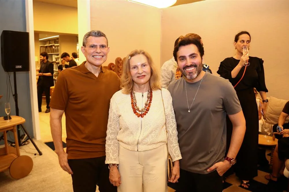 Abelardo e Fernando Targino com Renata Jereissati